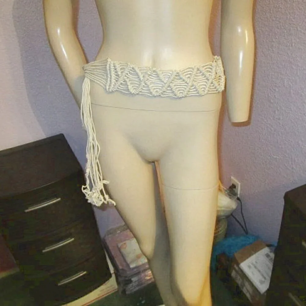 Vtg Braided Macrame Tie Belt Size XS S Diamond 3D Rope Statement Boho Hippie 70s